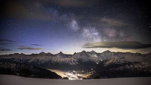 Milchstrasse in den Bergen